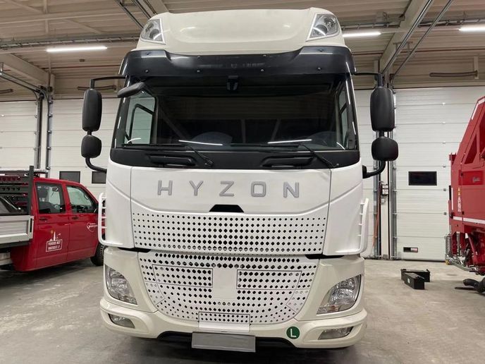 Hyzon hydrogen-fuel-cell truck